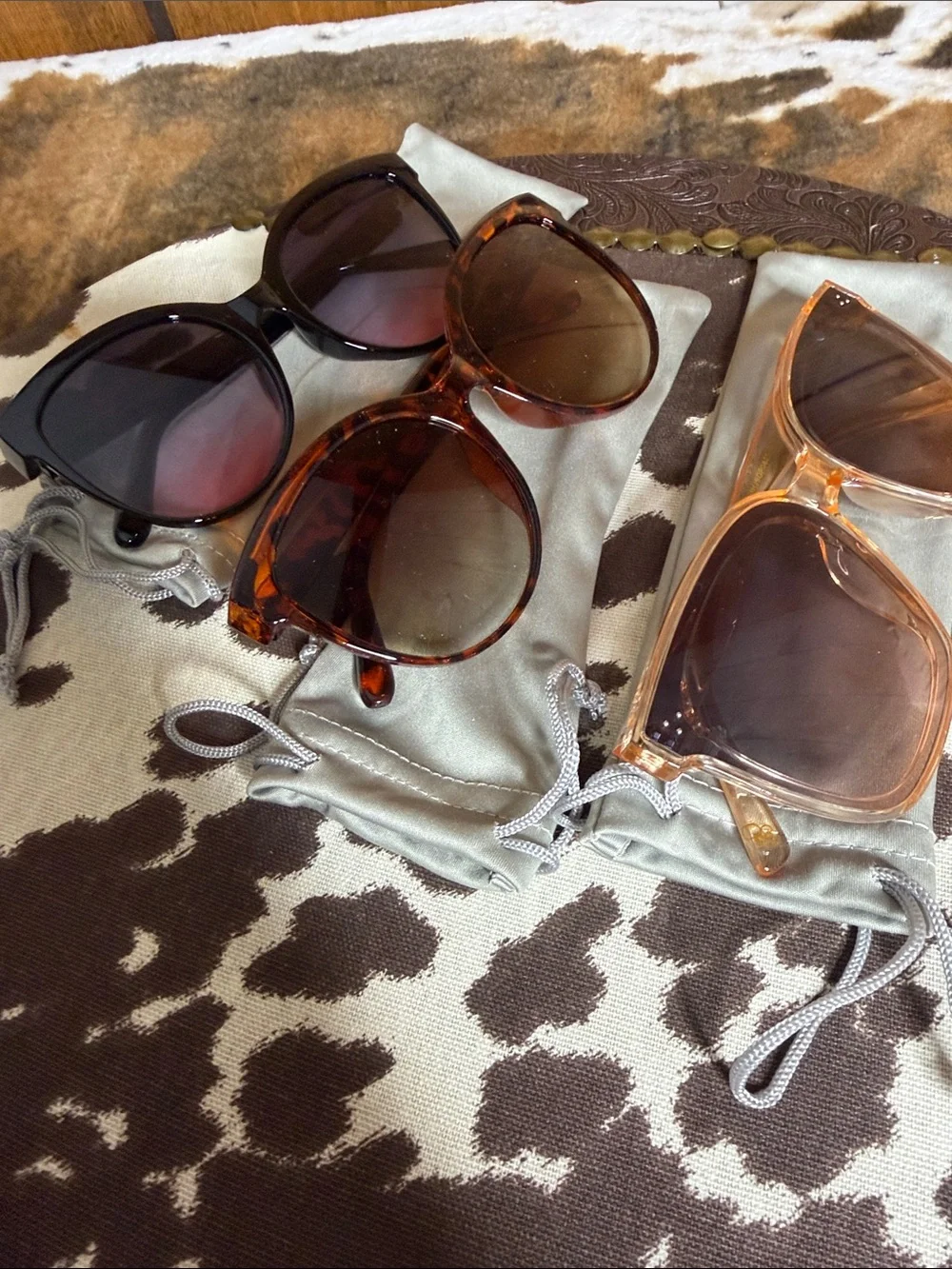Women’s Oversized Sunglasses Trio - Black, Tortoiseshell & Peach
